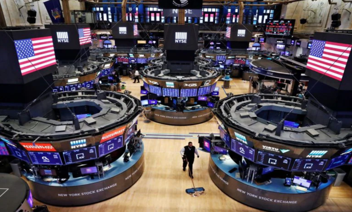 Violent Wall Street Plunge Worries Investors – Morocco World News