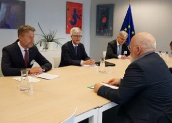Norway to increase gas supply to EU as Russia deepens cuts