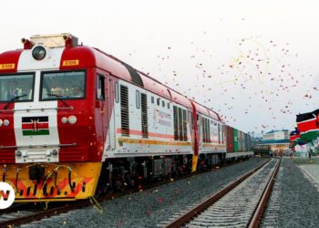 Africa: Is the continent′s ambitious railway project running late? | Africa | DW
