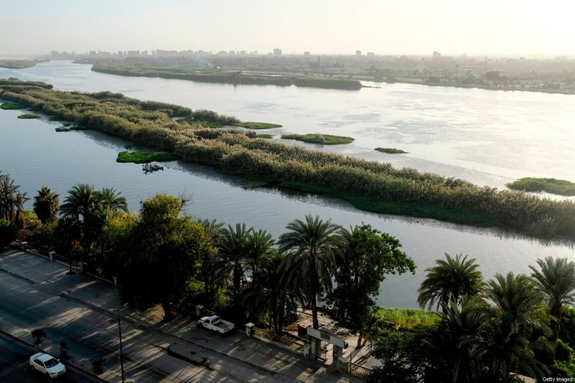 Egypt destroys trees in Cairo to build floating restaurant, car park – Middle East Monitor