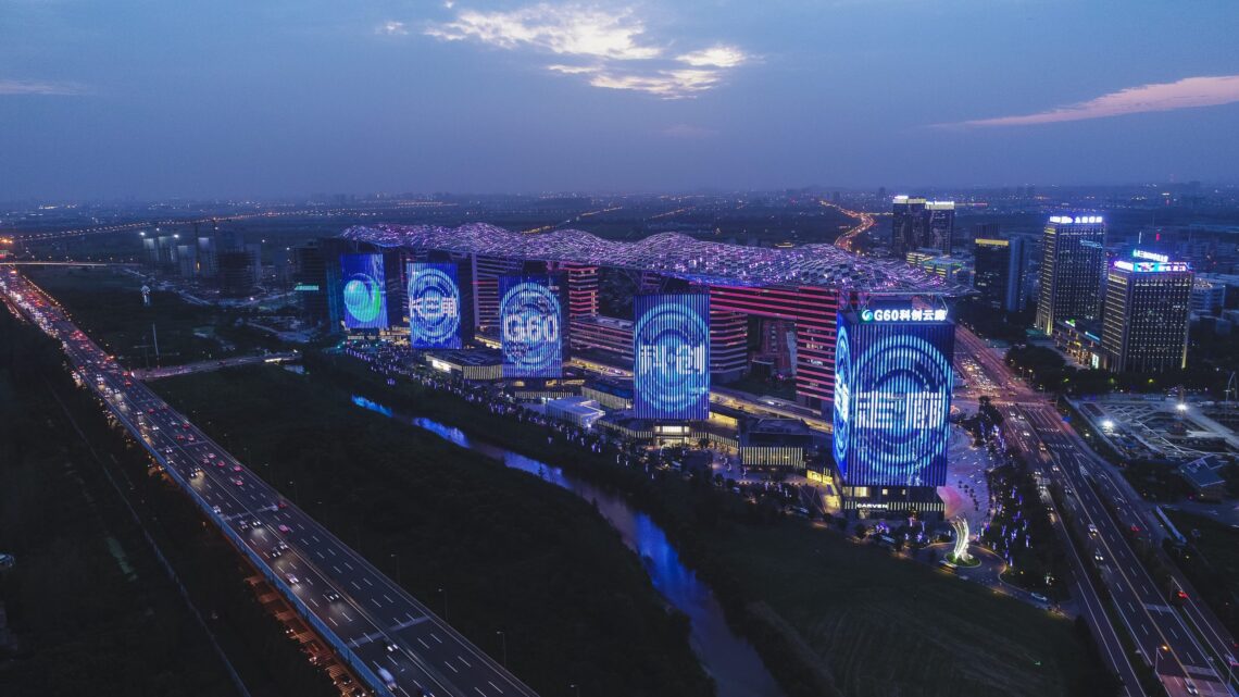 المعرض G60 رافائيل سكاي سيتي قيد الإنشاء في ممر صناعي عالمي المستوى